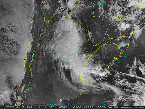 Imagem do satélite GOES 13/NOAA/EUA – Canal do Visível – dia 08/12/2014 – Hora local: 09:10 – Sul do Brasil