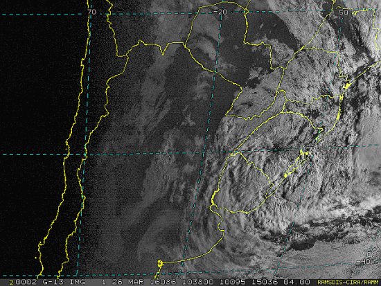 Imagem do satélite GOES 13/NOAA/EUA – Canal do Visível – dia 26/03/2016 – Hora local: 07:40 – Sul do Brasil. Fonte: RAMSDIS Online - Central and South America and the Caribbean, Cooperative Institute for Research in the Atmosphere, Colorado State University, EUA, modificado por LabClima/UNIVALI.