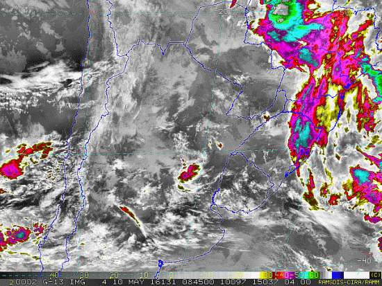 Imagem do satélite GOES 13/NOAA/EUA – Canal do Infravermelho + realce – dia 10/05/2016 – Hora local: 05:45 – Sul do Brasil. Fonte: RAMSDIS Online – Central and South America and the Caribbean, Cooperative Institute for Research in the Atmosphere, Colorado State University, EUA, modificado por LabClima/UNIVALI.