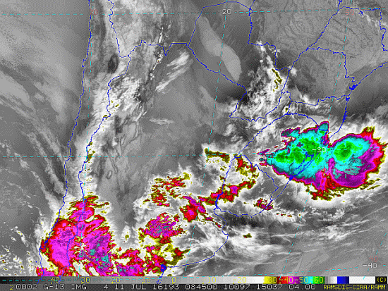 Imagem do satélite GOES 13/NOAA/EUA – Canal do Infravermelho + realce – dia 11/07/2016 – Hora local: 05:45 – Sul do Brasil. Fonte: RAMSDIS Online – Central and South America and the Caribbean, Cooperative Institute for Research in the Atmosphere, Colorado State University, EUA, modificado por LabClima/UNIVALI.
